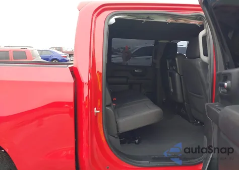 2022 Chevrolet Silverado 1500 2Wd Short Bed Custom z USA, uszkodzony, nr VIN 3GCPABEK3NG580459